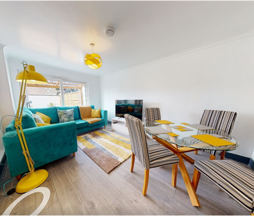 1 bedroom in a house share to rent - Photo 2