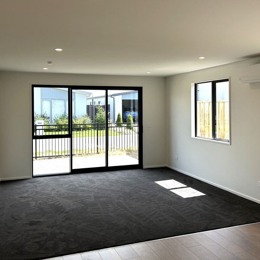 Three Bedroom Home - Photo 1