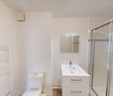Location Appartement 2 pièces 38m² - Photo 2