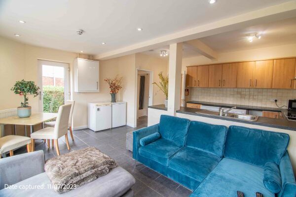 64, Alcuin Avenue - Photo 1