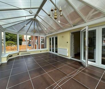 Nursery Lane, Hopwas, B78 - Photo 4