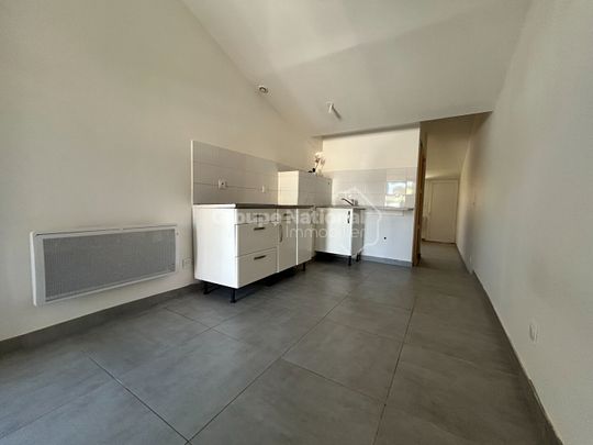 Studio bis de 25 m² avec cour privative, - Photo 1