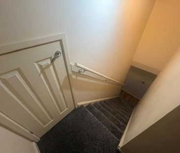 2 bedroom semi-detached house to rent - Photo 2