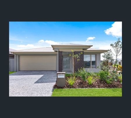 19 Mantis Crescent, Caloundra West, Qld 4551 - Photo 2