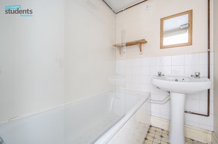 3 bedroom terraced maisonette to rent - Photo 4