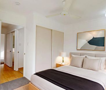 Charming 3-Bedroom Home in Mount Louisa - Photo 2