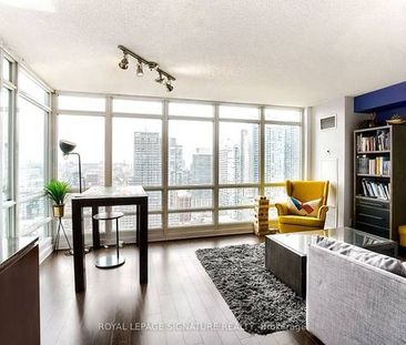 1+1 Bedroom, 1 Bathroom - Apex Condos - Photo 1