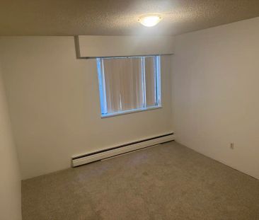 CASA DEL MAR APARTMENTS — 105 - Photo 2