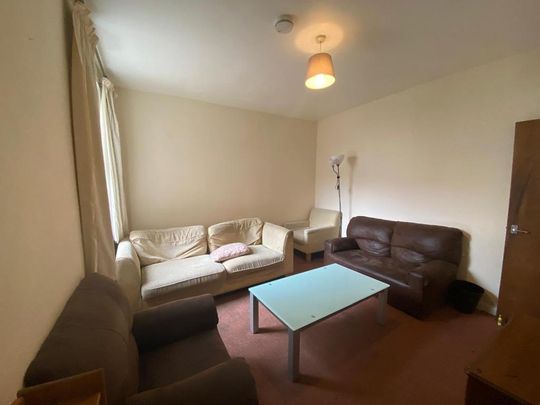 5 bedroom terraced house to rent - Photo 1