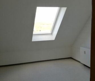 Gepflegte 1 Zimmer Dachgeschosswohnung in zentraler Lage - Photo 5