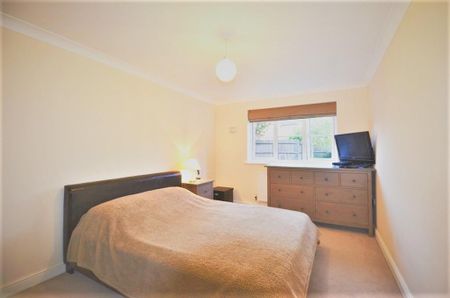 1 bedroom flat - Photo 4
