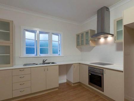 76 Duke St, Toowong QLD 4066 - House For Rent | Domain - Photo 5