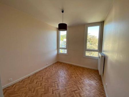 Location appartement rénové 2 pièces 63.5 m² à Vienne (38200) 6 - Photo 3