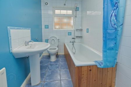 24a Cairndore Walk, Newtownards, BT23 8PE - Photo 4