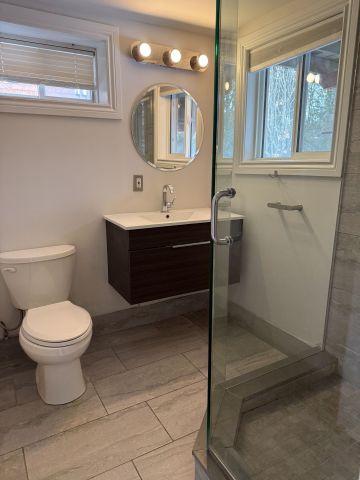 For Lease - 419 Carruthers Avenue, Newmarket, Ontario - Photo 5