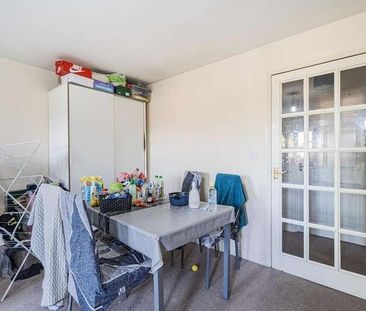 Whitehead Way, Aylesbury, HP21 - Photo 2