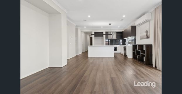 A Home So Nice You'll Pirouette at the Door! - Photo 1