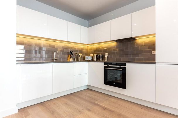 1 bedroom apartment to rent - Photo 1