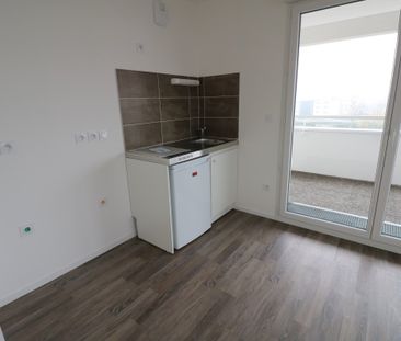 Location Appartement 2 pièces 40m² NANTES 44200 - Photo 3
