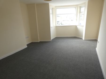 Lytham Road Flat 2 - Photo 3