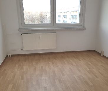 Frisch saniert mit Balkon! - Foto 4