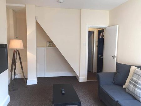 3 bedroom terraced house to rent - Photo 2