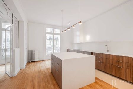 Rental Apartment Paris 8th Europe - Photo 3