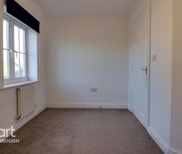 3 bedroom end of terrace house to rent - Photo 6