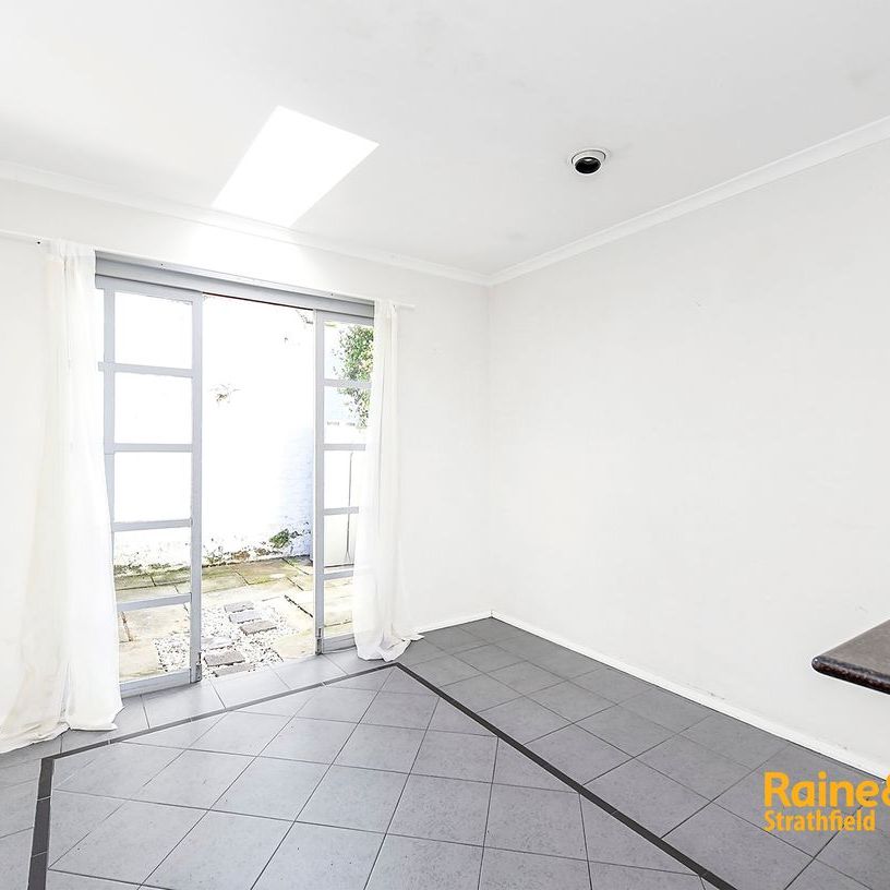 2 Bedroom terrace in quiet location - Photo 1