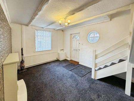 3 bedroom semi-detached house to rent - Photo 3