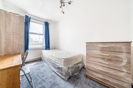 5 bedroom terraced house to rent - Photo 4