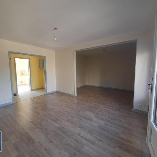 Location Appartement 5 pièces 87m² BOURG EN BRESSE 01000 - Photo 1