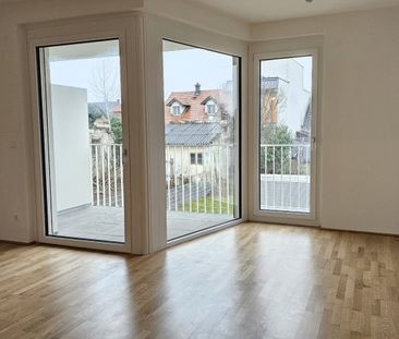 Westseitige Wohnung mit charmanter Loggia und großen Glasflächen | ... - Photo 1