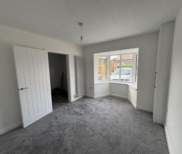 3 bedroom semi-detached house to rent - Photo 6