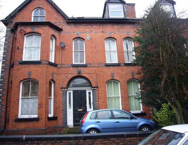 3 bedroom flat to rent - Photo 1