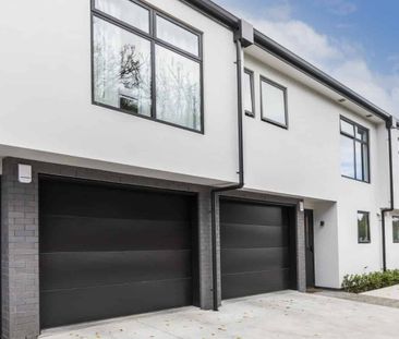 Fantastic Location - Photo 2