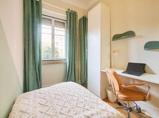 Avenida Almirante Reis, Lisbon, Lisbon 1000-049 - Photo 1