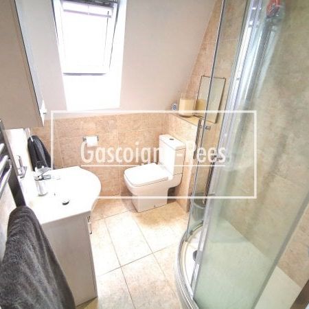 Queens Road, Farnborough - Photo 1