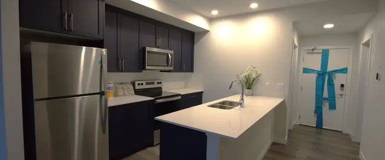 New Luxury 1-Bedroom + Den Condo Unit | 255 Les Jardins Park SouthEast, Calgary - Photo 1