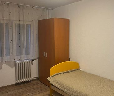 Drumul Taberei, piataMoghioros, - Fotografie 1
