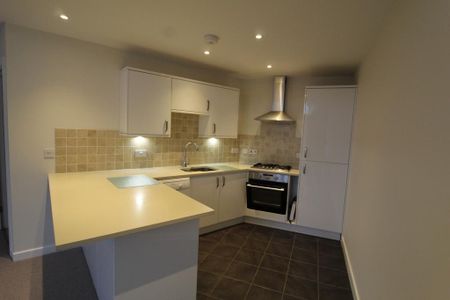 Studio to rent - Photo 2