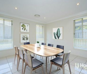 Family Home - Photo 3