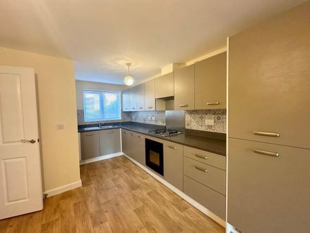 2 bedroom townhouse to rent - Photo 4