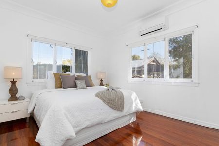 31 Alexander Street, Zillmere QLD 4034 - House For Rent | Domain - Photo 5