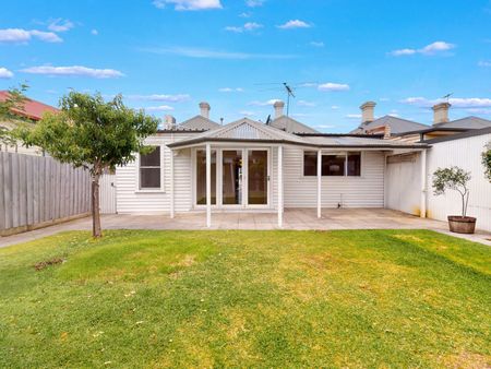 31 Mayfield Street, Coburg VIC 3058 - Photo 2