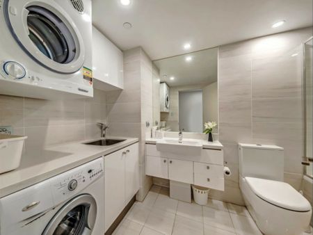 Spacious Terrace Road Stunner - Photo 2