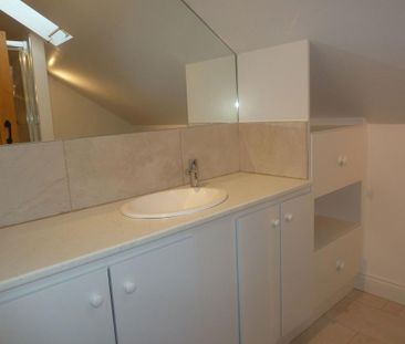 2 bedroom barn conversion to rent - Photo 5