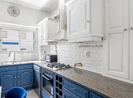 Rua Afonso Lopes Vieira, Lisbon, Lisbon 1700-070 - Photo 2