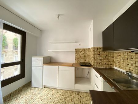 Location Appartement 1 pièce 33m² - Photo 5