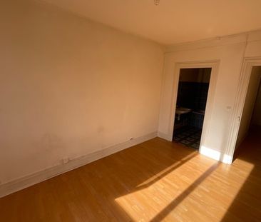 A Louer - Quartier Barbès - T3 de 60.30 m² - Photo 4